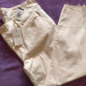 torrid Cream Stretch Denim Jeggings